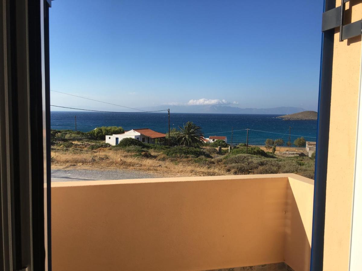 Eugenia travasarou sea view appartments Diakofti Esterno foto