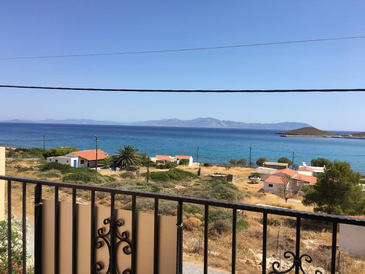 Eugenia travasarou sea view appartments Diakofti Esterno foto
