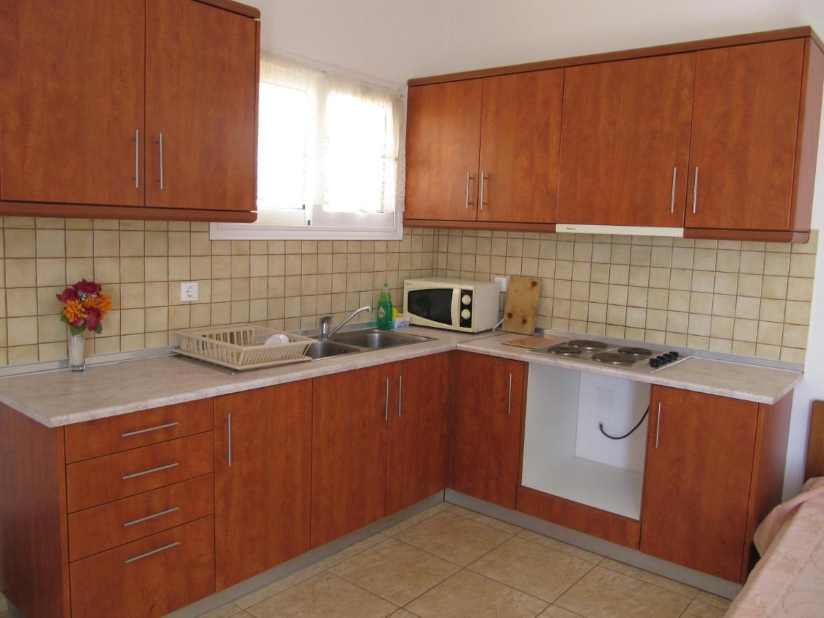 Eugenia travasarou sea view appartments Diakofti Esterno foto