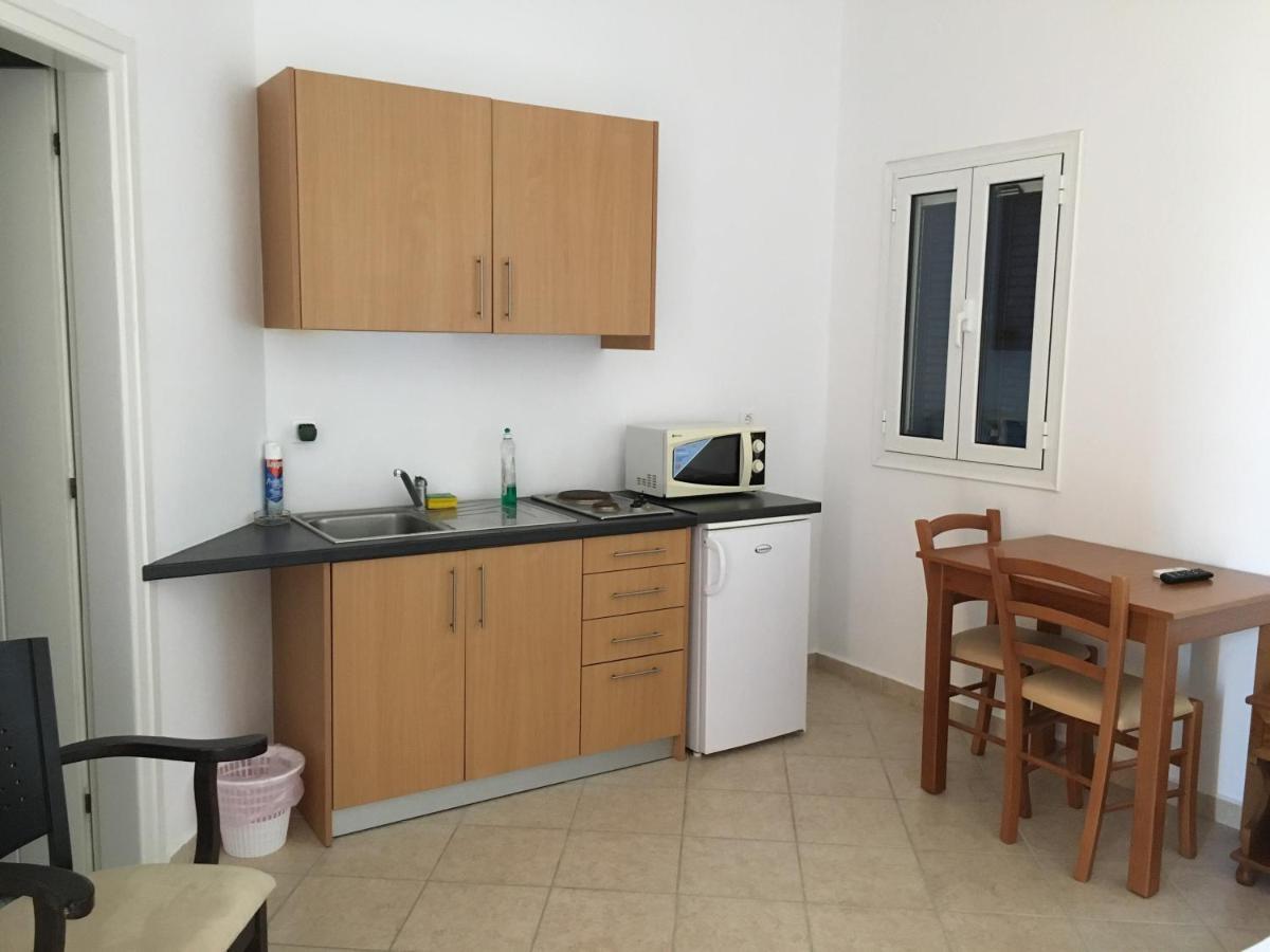 Eugenia travasarou sea view appartments Diakofti Esterno foto