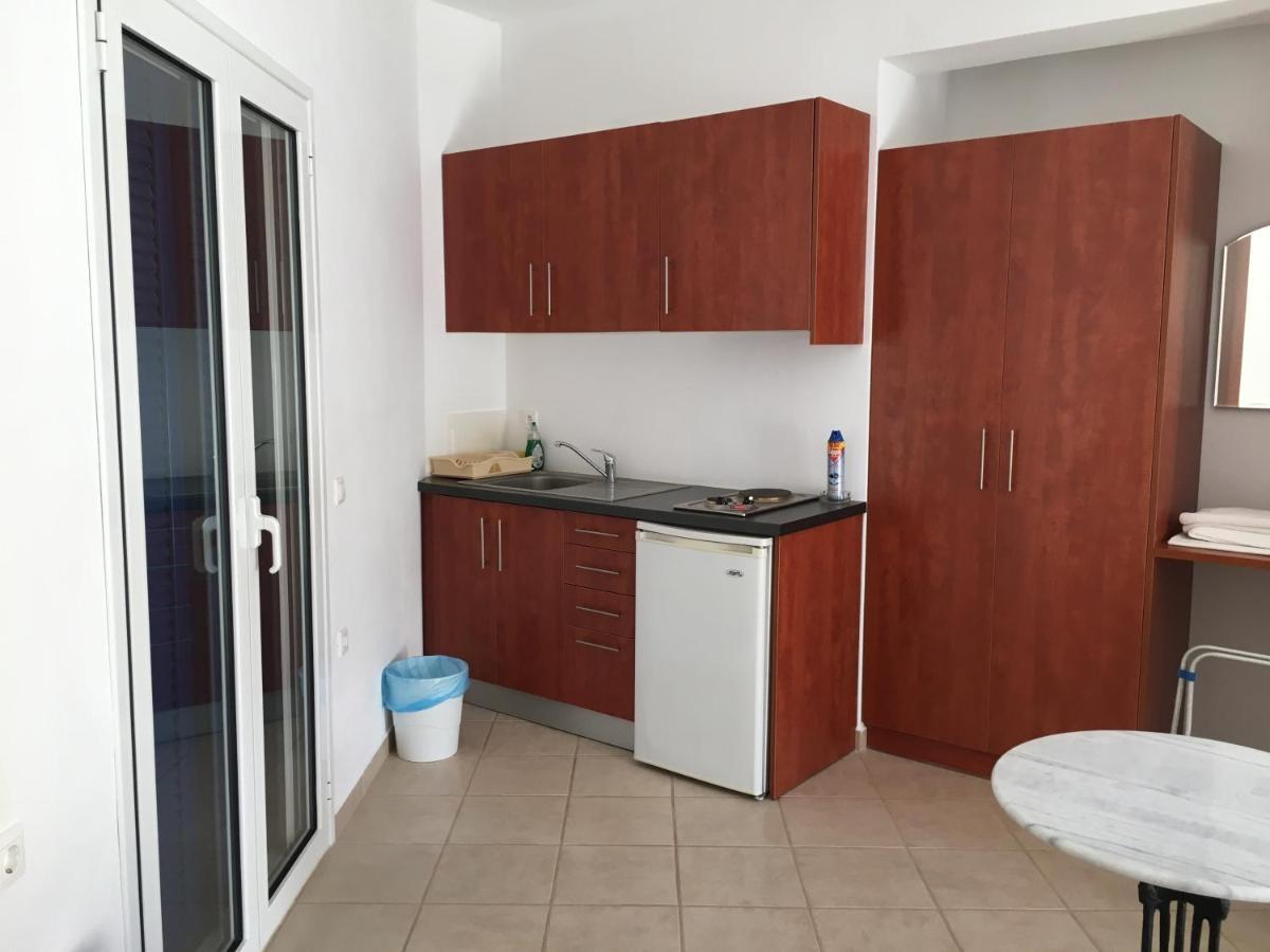 Eugenia travasarou sea view appartments Diakofti Esterno foto